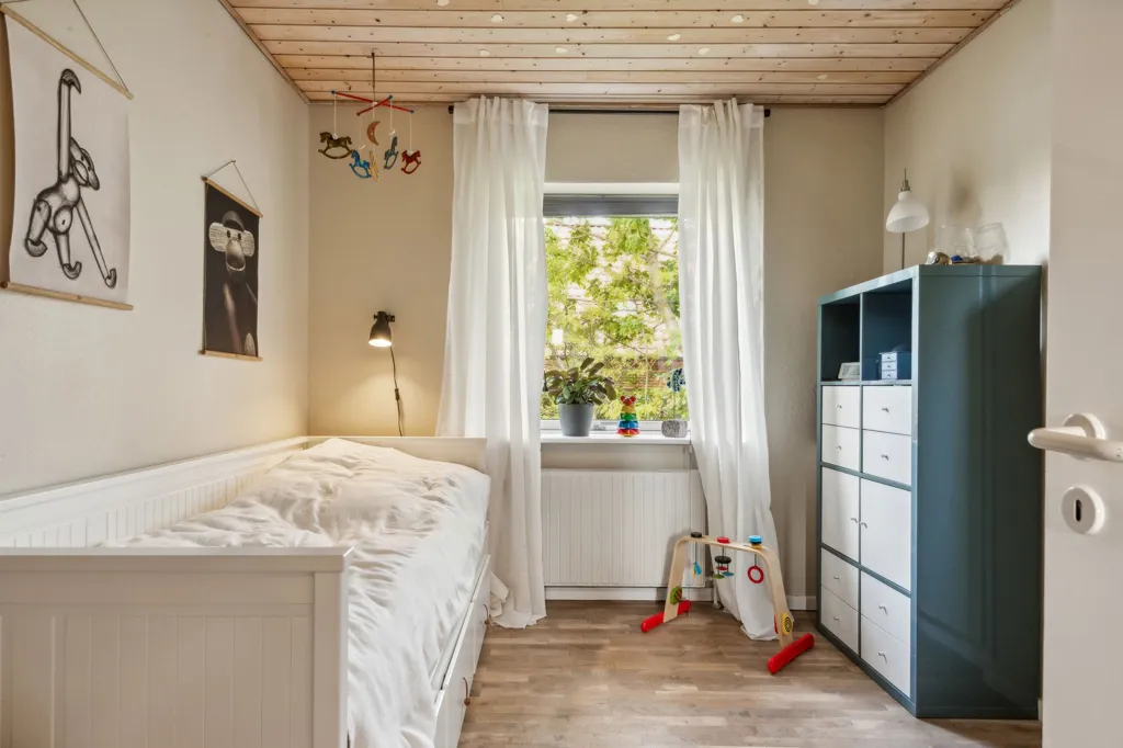 5-toaline maja asukohas Aalborg SØ