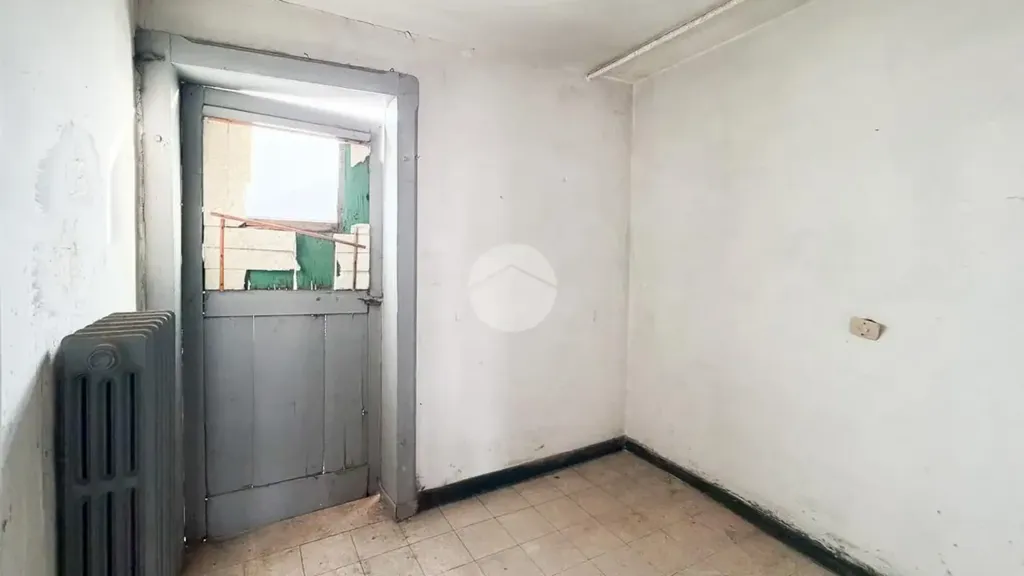 Toad - Semi-detached House with Terrace in Avezzano