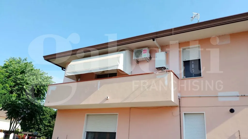 Exterior - Modernised Apartment with Garden in Ceregnano