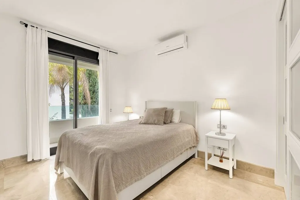 Magamistoad - Luxury Flat with Pool Views in Marbella East