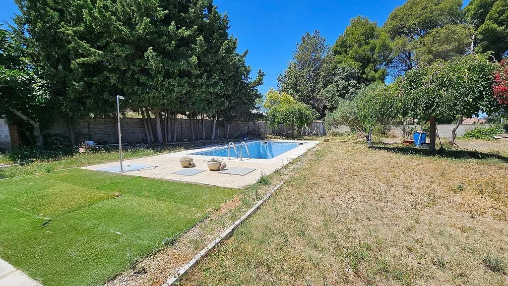 Piscine - Rustic House with Pool near Zaragoza
