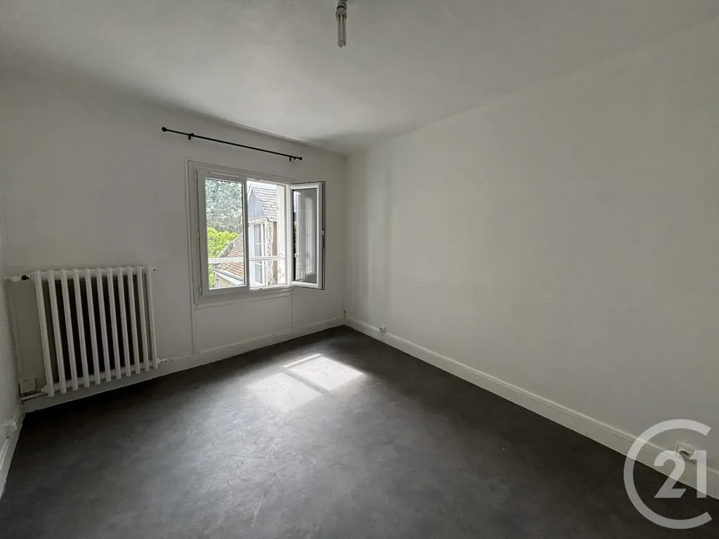 Stanze - 2-Bedroom Flat with Balcony in Chartres
