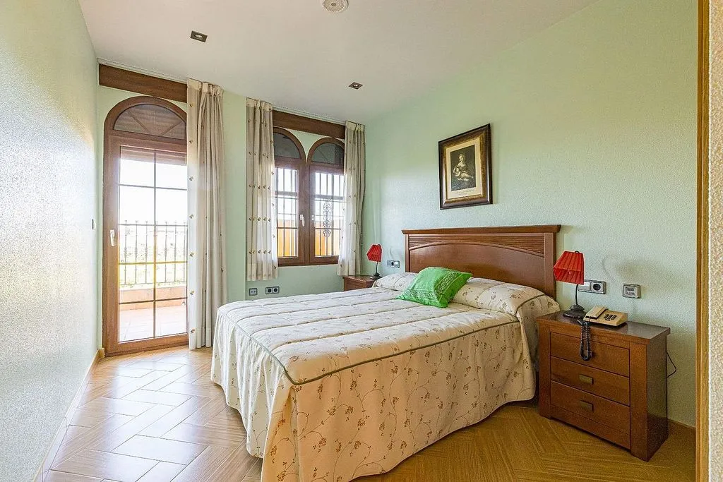 Bedrooms - Chalet with Andalusian Patio in Barriomar