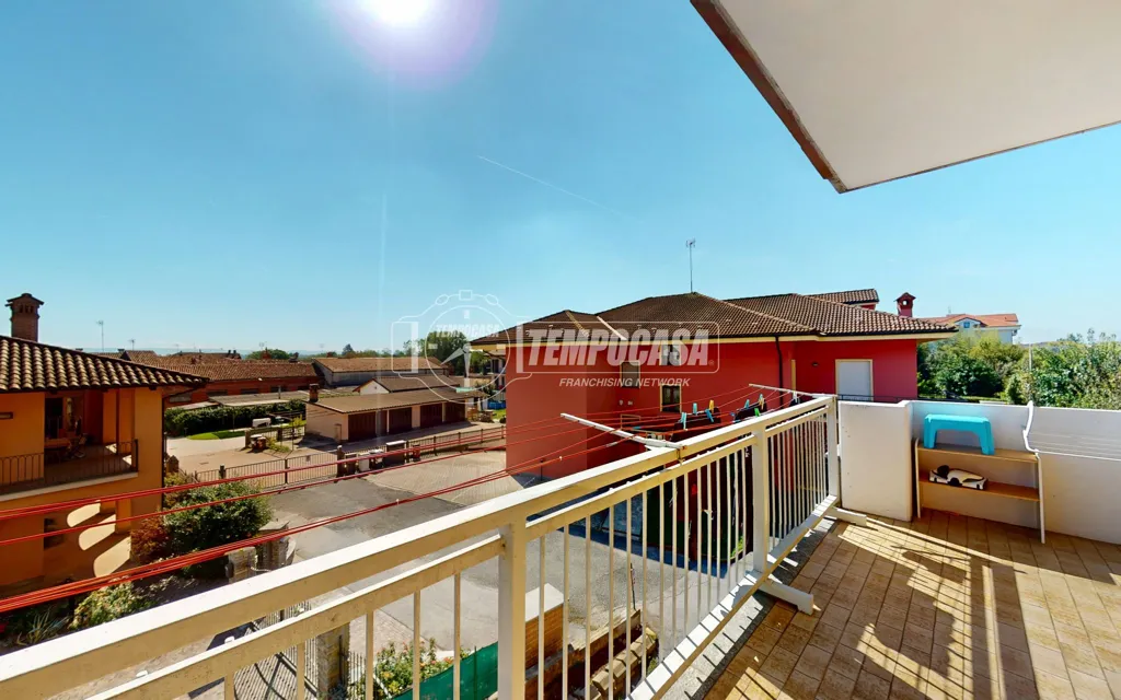 Rõdu - Fully Rented Flat with Private Garage in Cervere