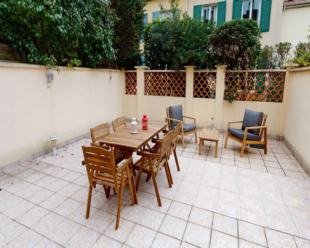 Terrasse - Chambre Meublée en Colocation au Centre-Ville