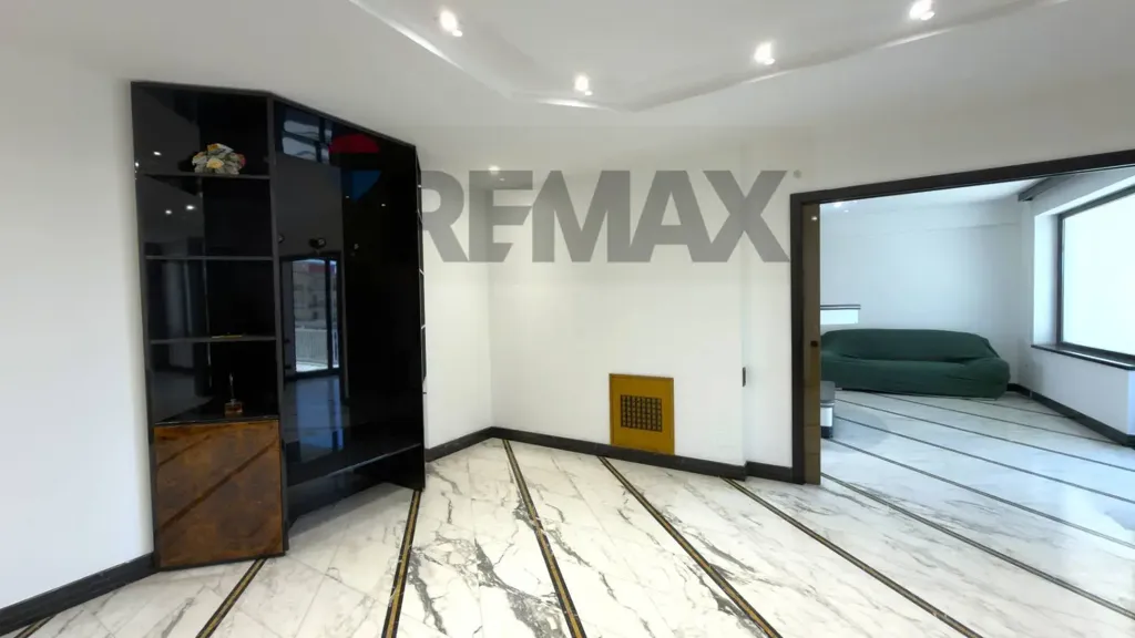 Elutuba - Luxury Penthouse with Vesuvio View in Villaricca