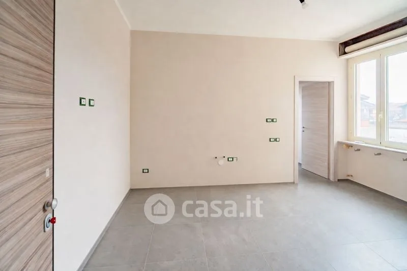 Pièces - Rented Flat with Balcony in Dronero