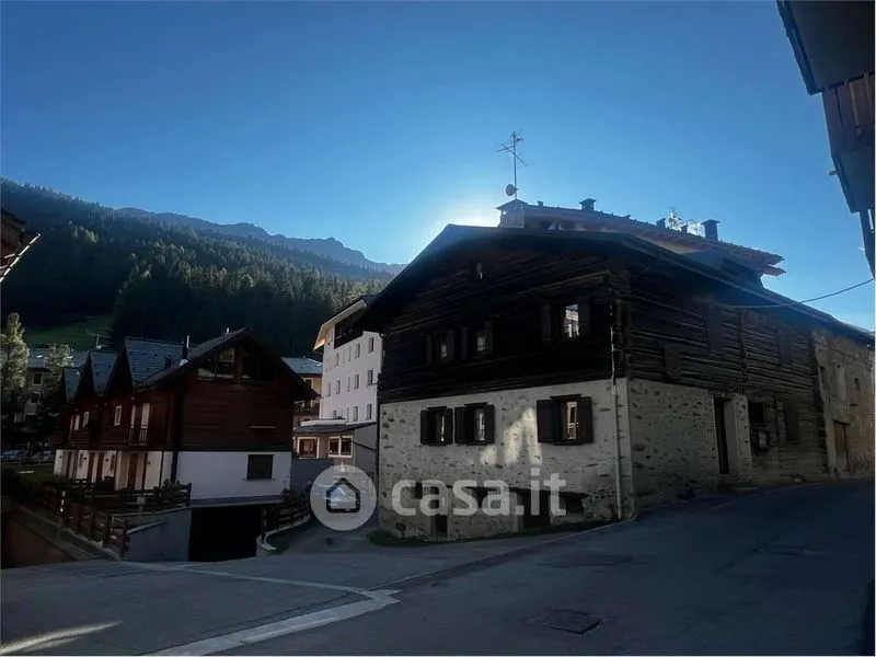Exterior - Chalet Apartment with Panoramic Balcony in Valfurva