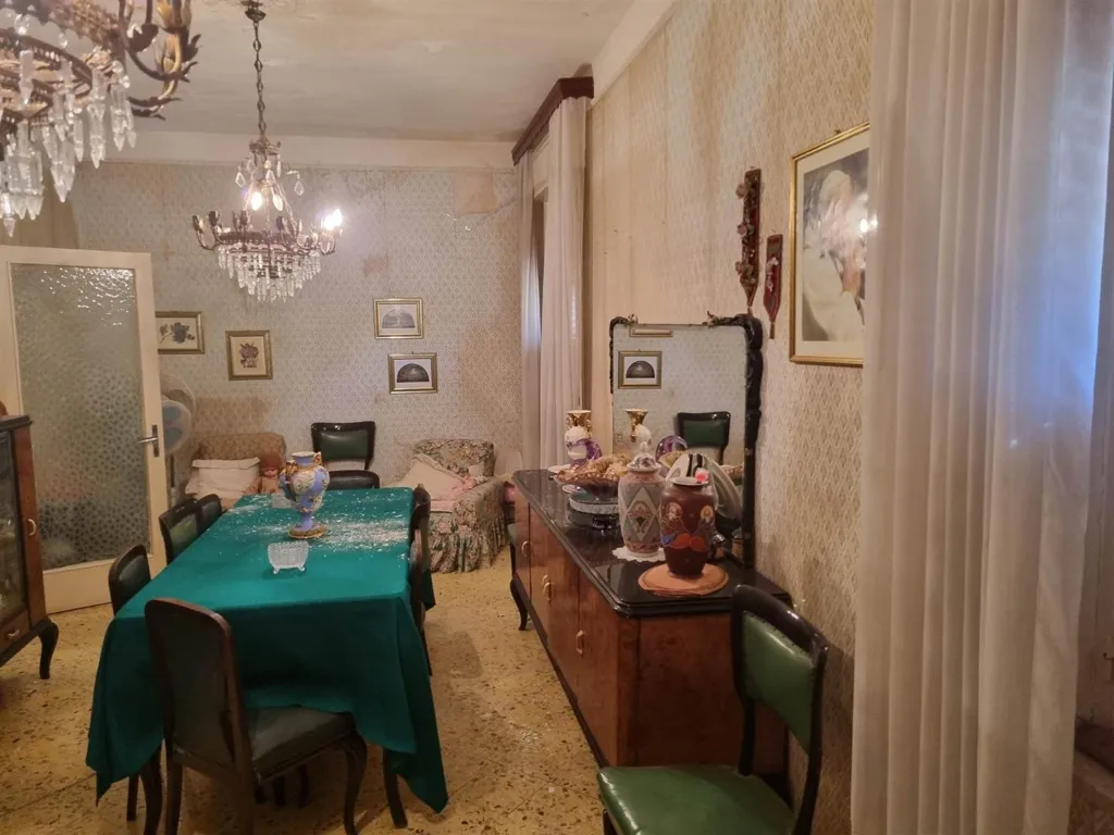 Sala da pranzo - Appartamento da ristrutturare con terrazza a Marsala