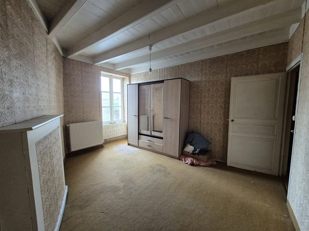 Chambres - Maison à rénover avec jardin à Craon