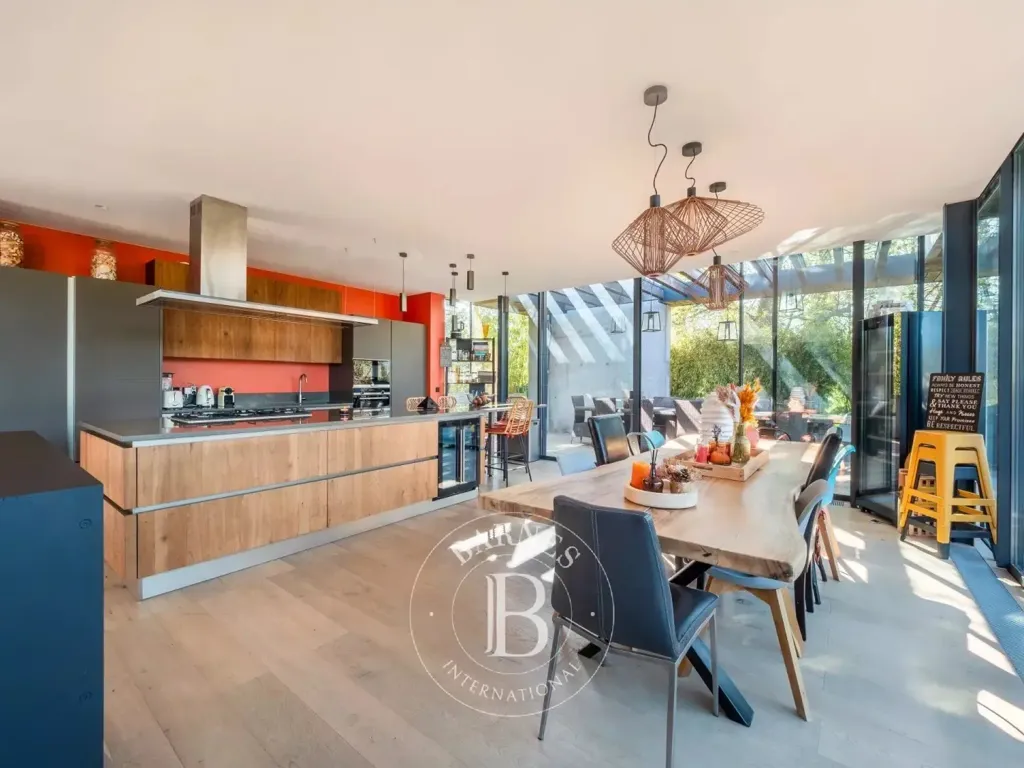 Söögituba - Architect-Designed House with Pool near Paris CDG
