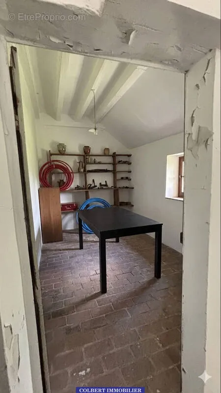 Söögituba - Longère with Potential in Charny