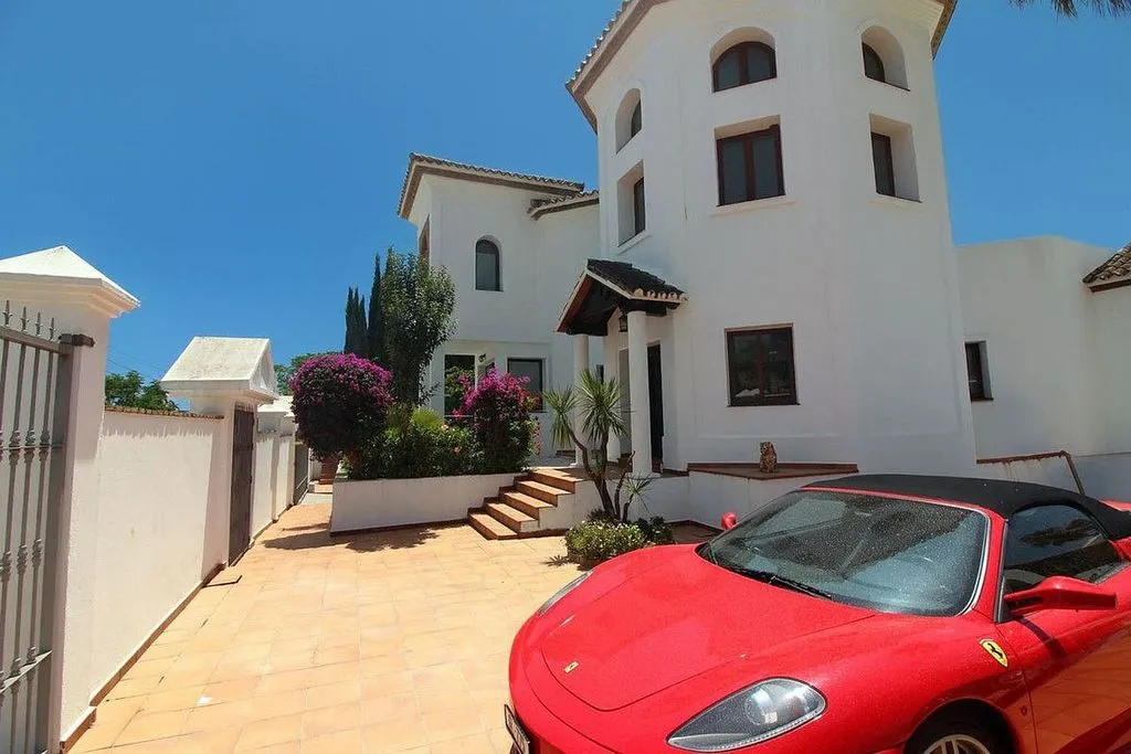 Extérieur - Chalet with Pool and Terrace in Estepona