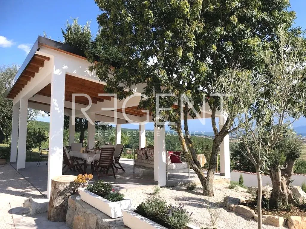 Terrasse - Luxury Stone House with Pool in Sinj