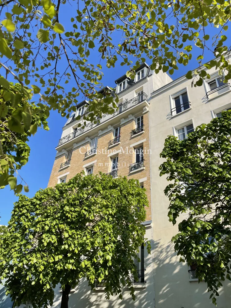 Välivaade - 2-Bedroom Apartment with View in Issy-les-Moulineaux