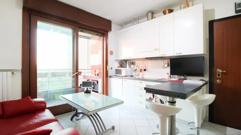 Elutuba - Bright 2-Bedroom Apartment with Balcony in Milan