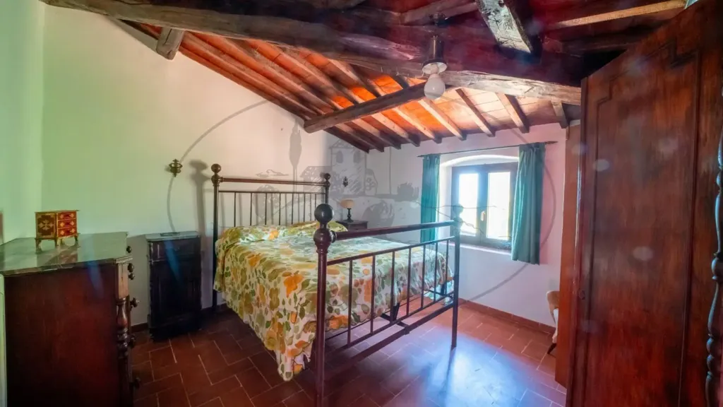 Magamistoad - Rustic Complex with Pool in Reggello