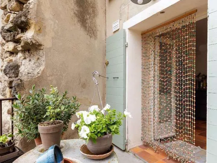Rõdu - Provençal Townhouse with Courtyard in Cucuron