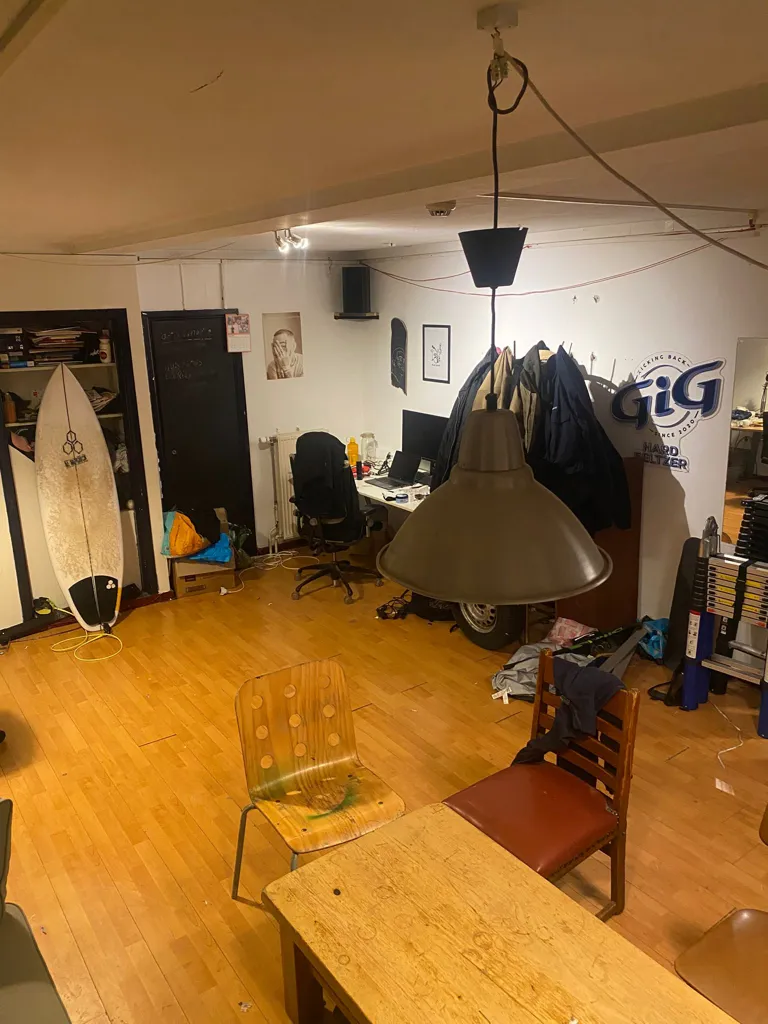 Lavanderia - Student Room with Split-Level Design in Delft