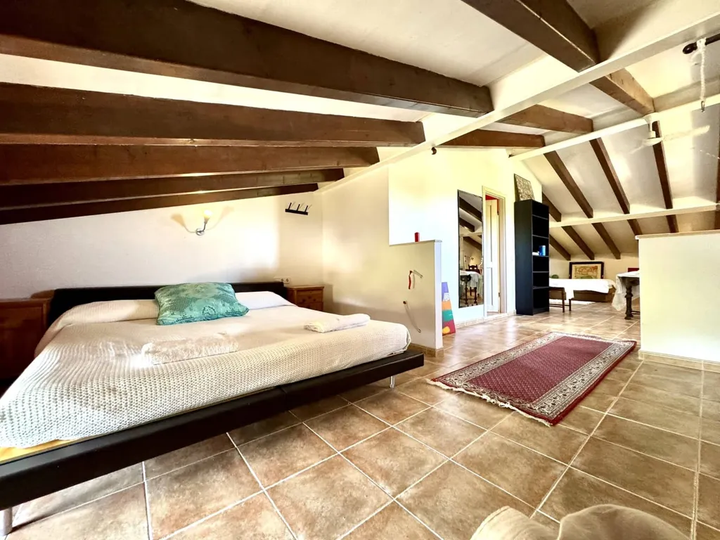 Chambres - Solar-Powered Country House with Mountain Views in Porreres