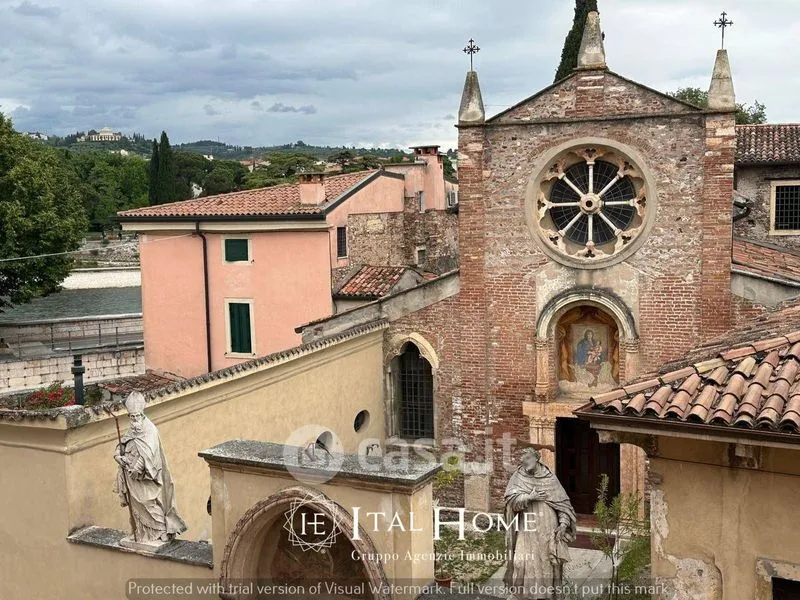 Aed - Two-Level Apartment in Corso Castelvecchio, Verona