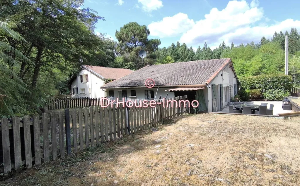 8-toaline maja asukohas Préchac