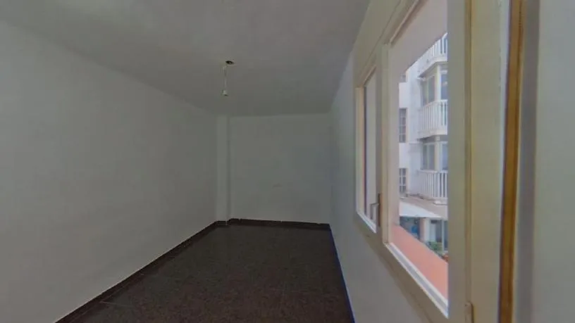 Pièces - Family-Size Flat with Central Location in Tarragona