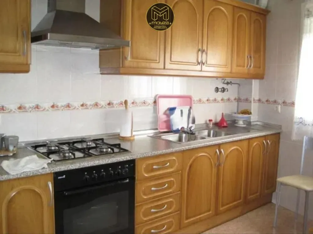 Köök - Spacious Flat with Terrace in Baena