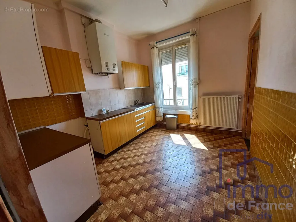 Köök - 3-Bed Apartment in Saint-Étienne