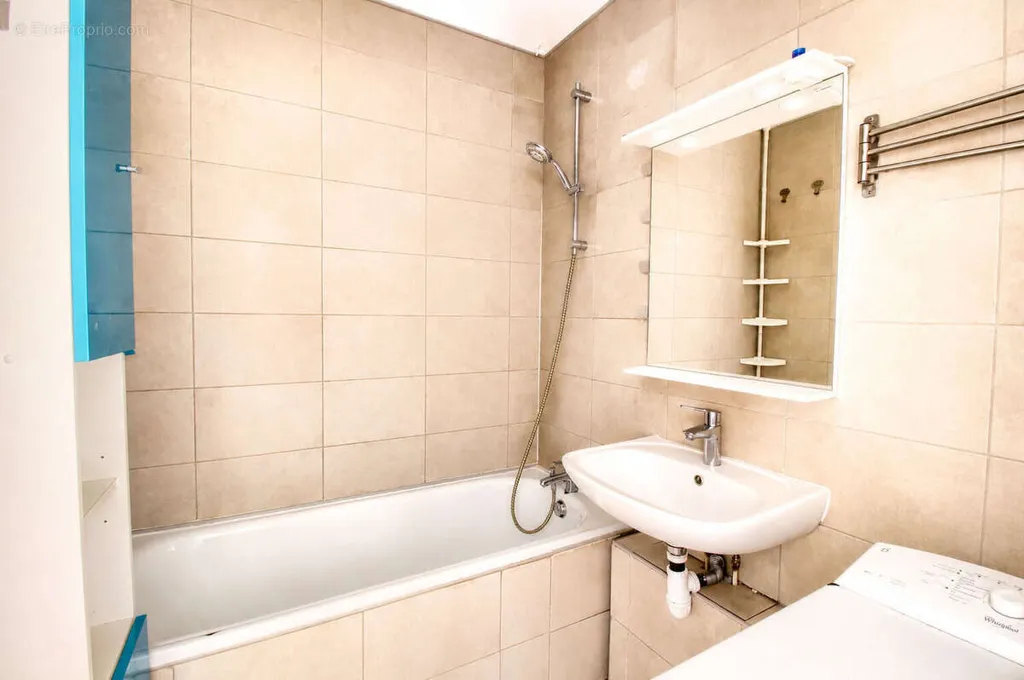 Vannitoad - Renovated Apartment with Terrace in Rennes