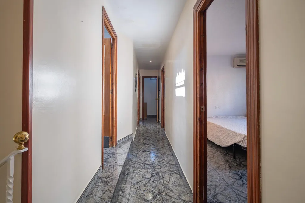 hallway_entrance