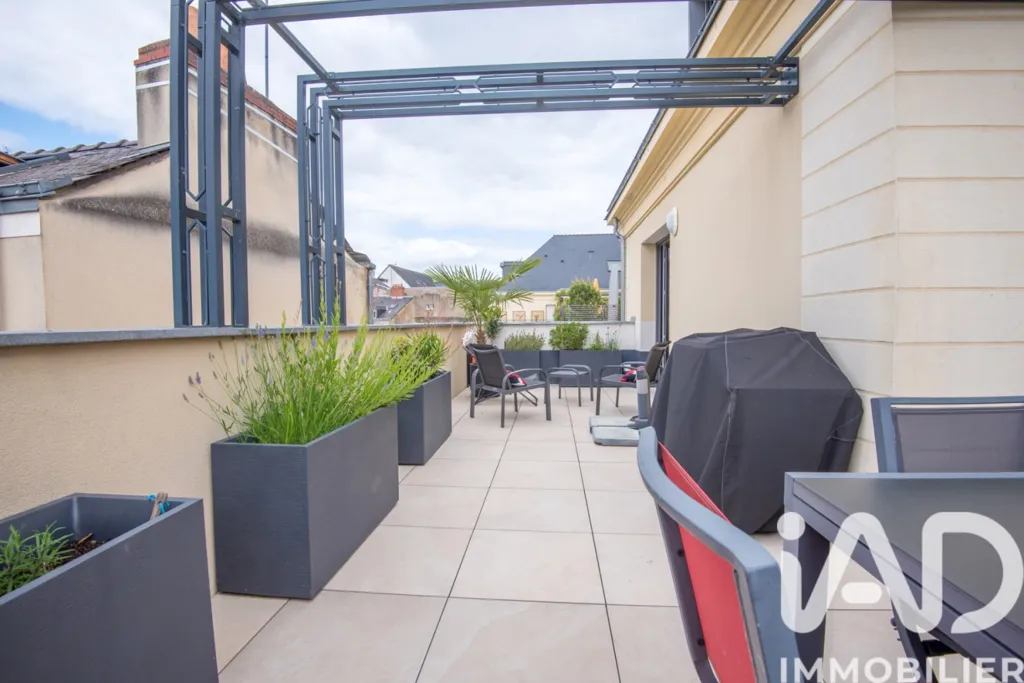 Terrace - 6-Piece Apartment with Terraces in Rue des Arènes