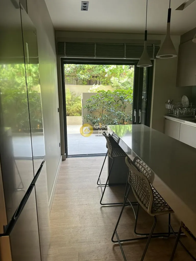 Appartement 10 pièces à GR