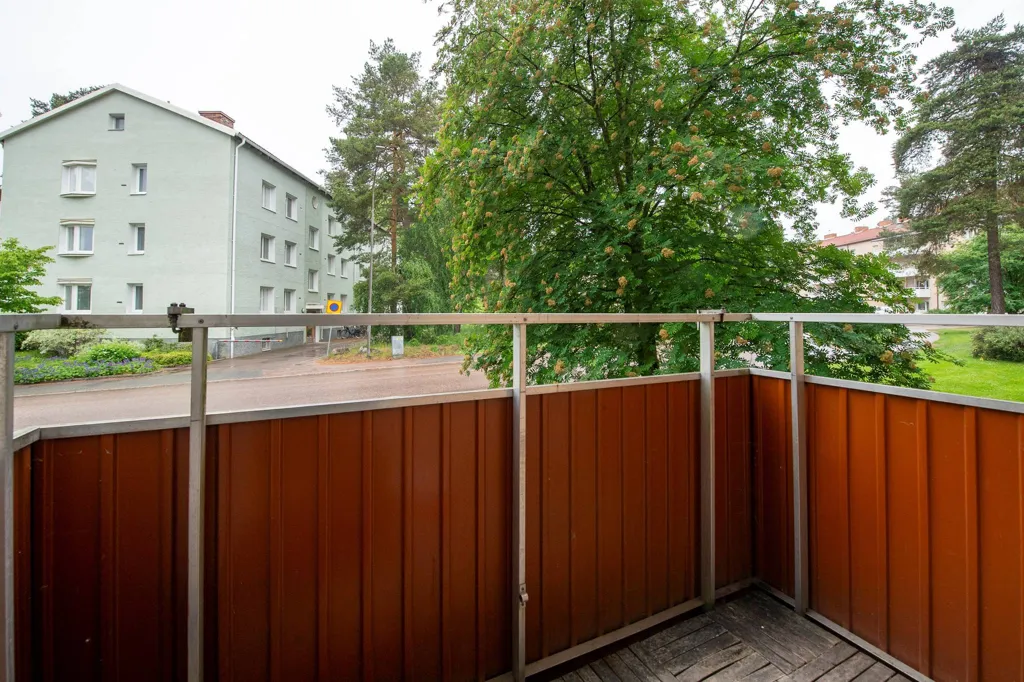 Balcone - Renovated Flat with Balcony in Västerås