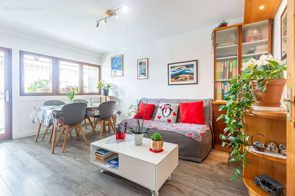 living_room