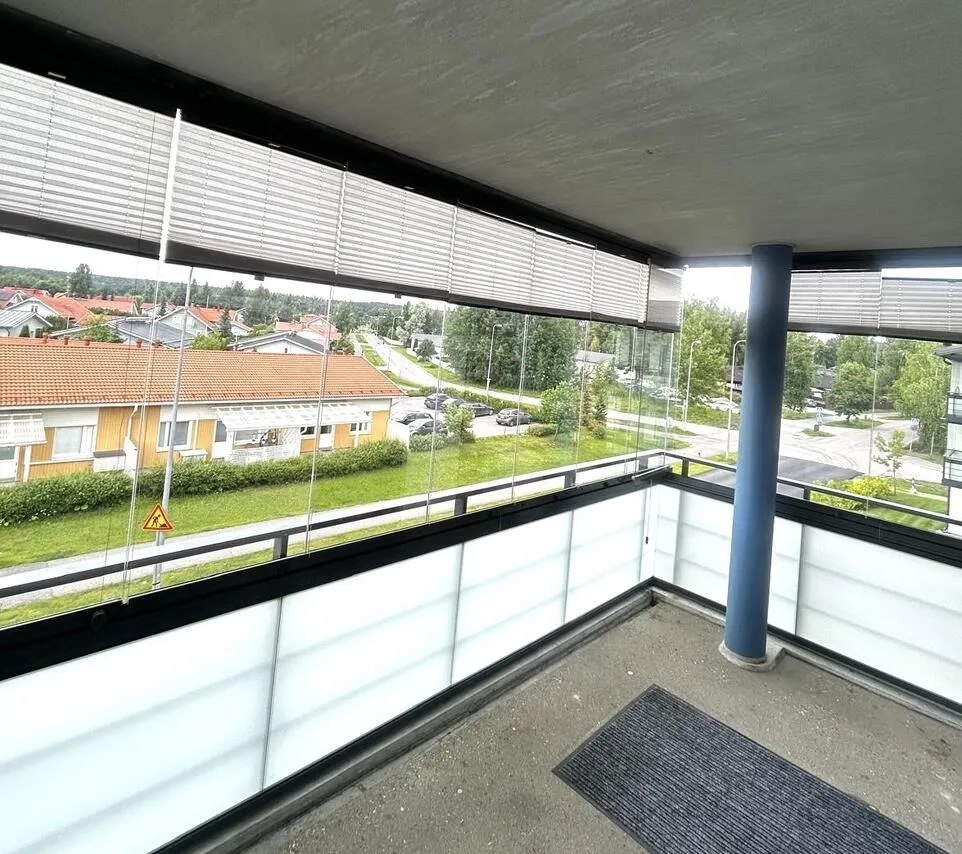 Balcony - Bright Apartment with Balcony in Nummela