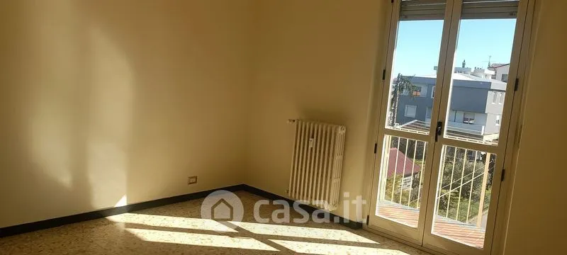 Pièces - Bright 3-Bed Flat with Balcony in Asti