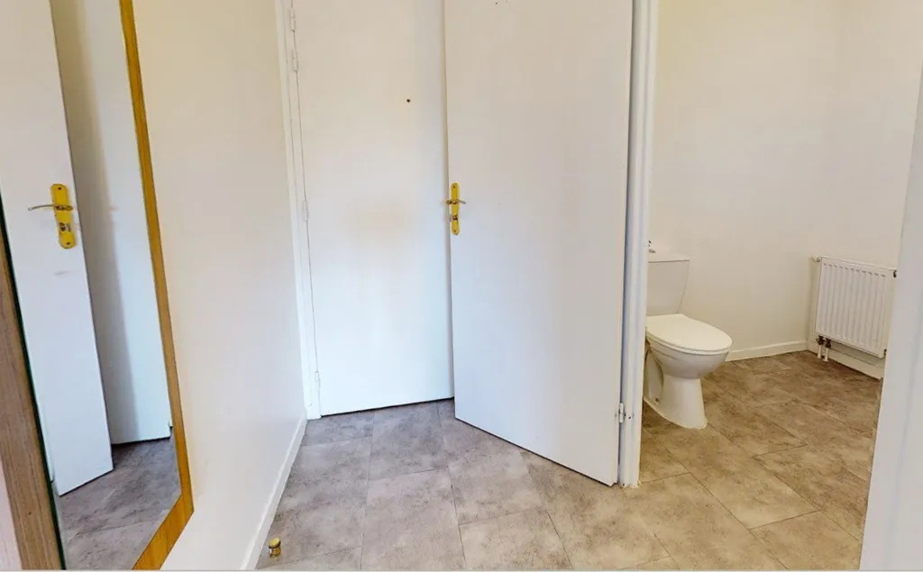 Vannitoad - Student Apartment with Ascender in Cachan
