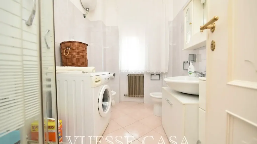 Bagni - Modernised Apartment with Balconies in Nuoro