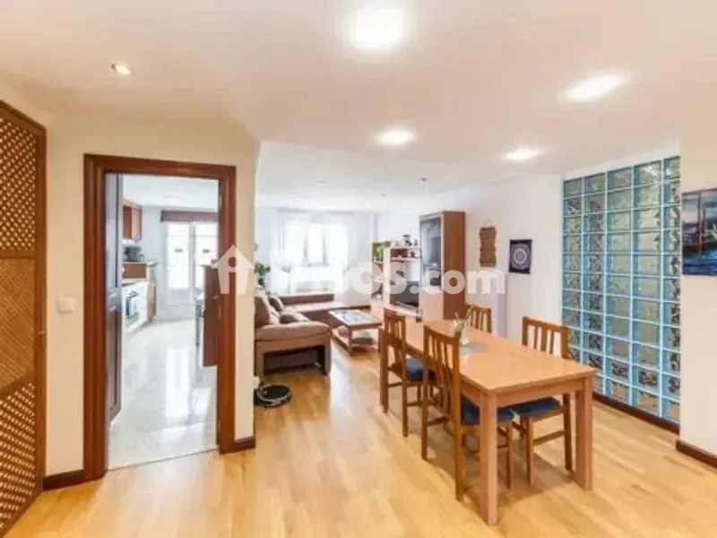 Dining Room - Apartment with Sea View in Candás