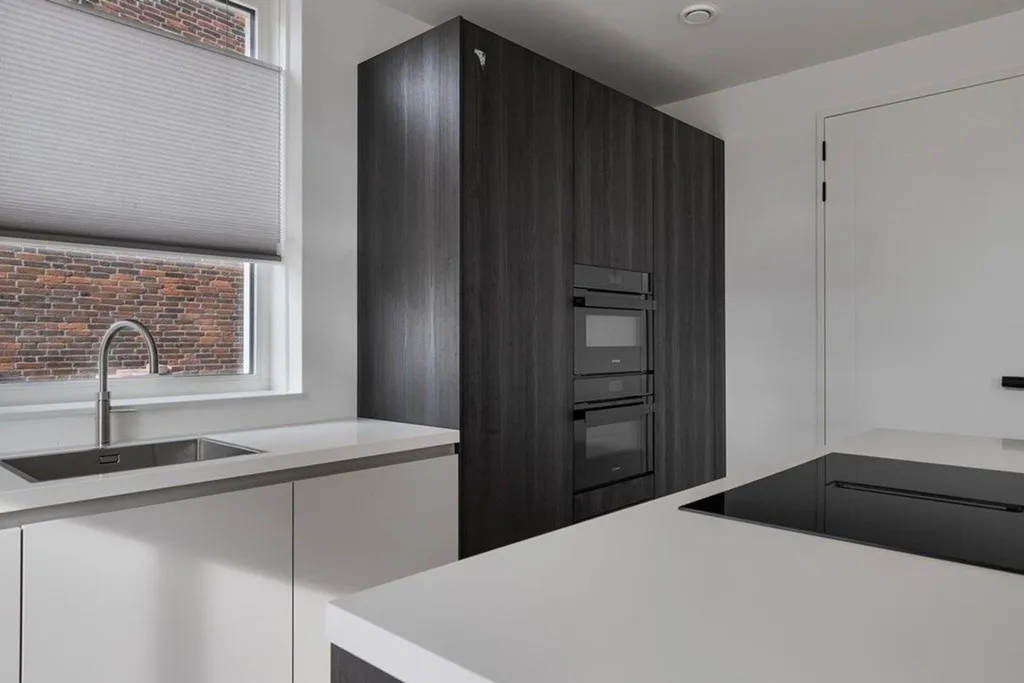 Cuisine - Modern Hoekwoning with Garden in Leidschendam