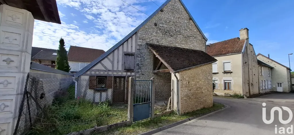 Exterior - Restoration-Ready Stone House in Loches-sur-Ource