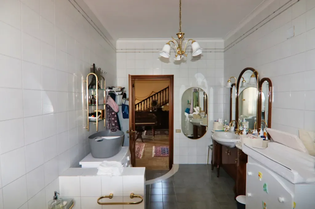 Vannitoad - Hilltop Villa with Panoramic Views in Eboli