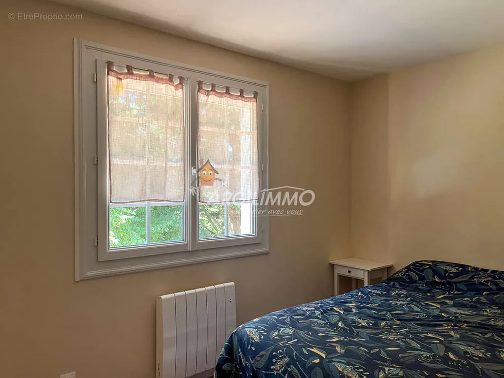 Chambres - Ensemble Immobilier avec Piscine à 20 min du Mans