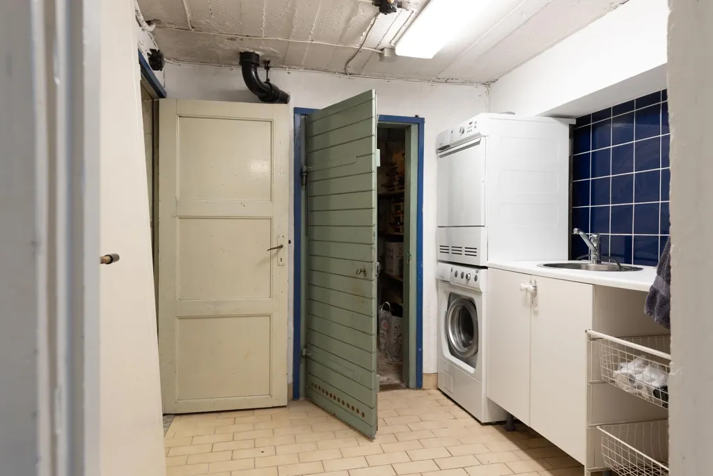 Buanderie - Charming Villa with Garden in Gesala
