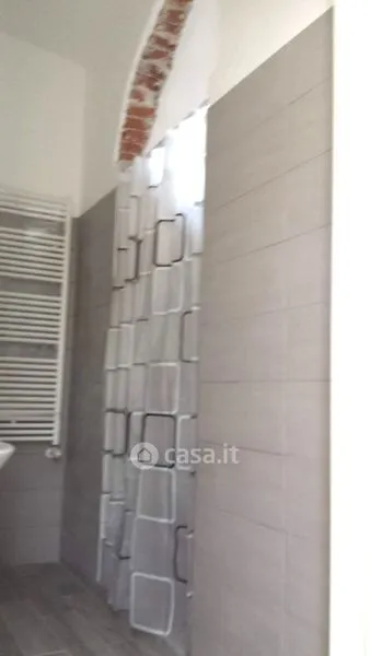Bathrooms - Modernised Studio in Central Novara