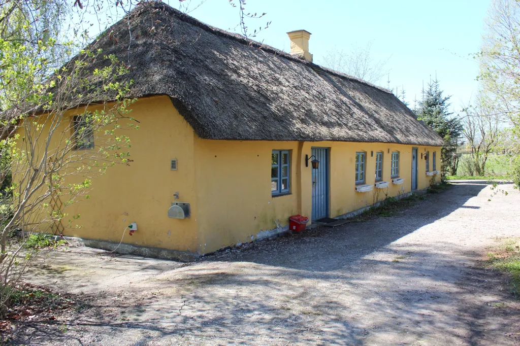 Extérieur - Handcrafted Cottage with Unique Garden in Kielstrup