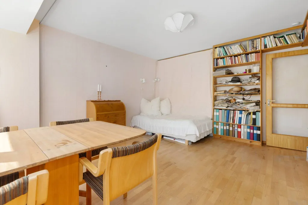 Söögituba - Charming 1-Bedroom Flat with Garden View in Södermalm