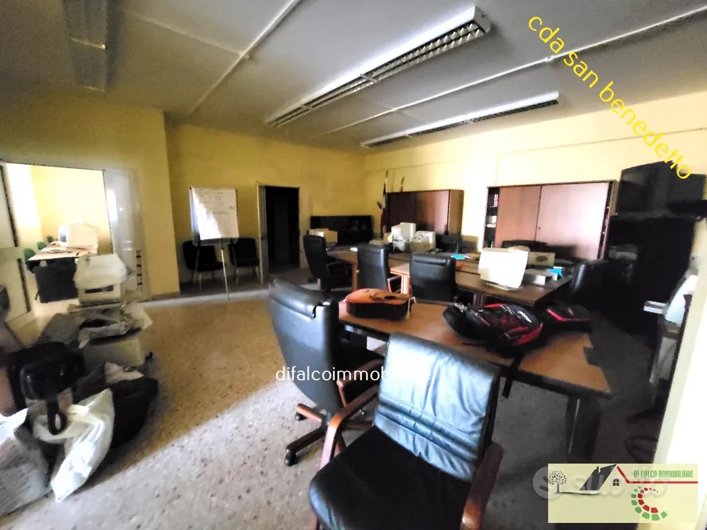 Kabinet - Large Apartment with Balcony in Agrigento