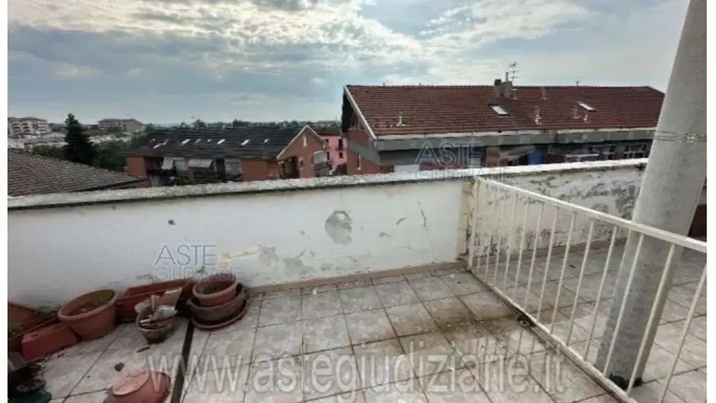 Terrasse - Mansard Apartment with Terrace in Asti